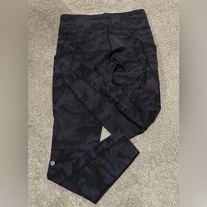 Lululemon size 10 black camo incognito leggings
